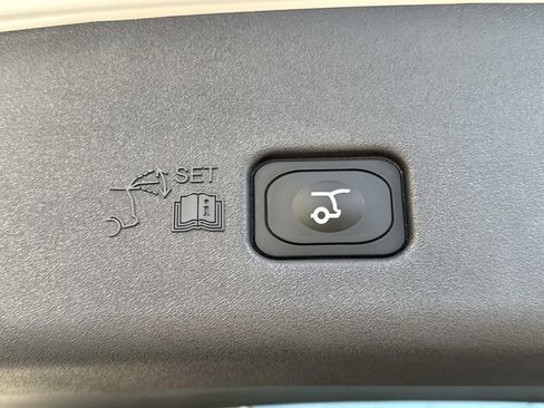 New 2026 Lincoln Nautilus Reserve image 18