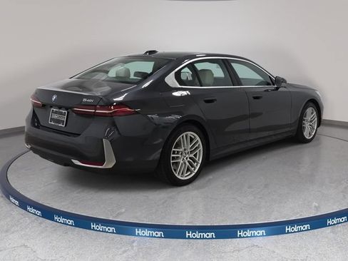 Used 2024 BMW 540i xDrive w/ Convenience Package AWD/4WD image 5