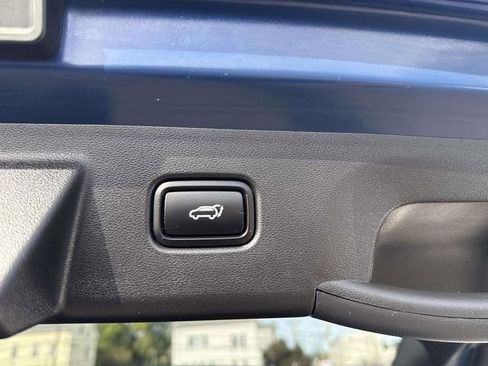 Used 2022 Hyundai Tucson Limited w/ Cargo Package image 10