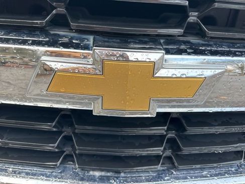 Used 2019 Chevrolet Silverado 1500 LT w/ All Star Edition AWD/4WD image 9