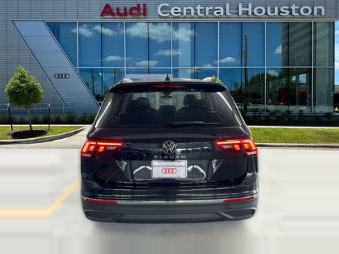 Used 2024 Volkswagen Tiguan S image 10