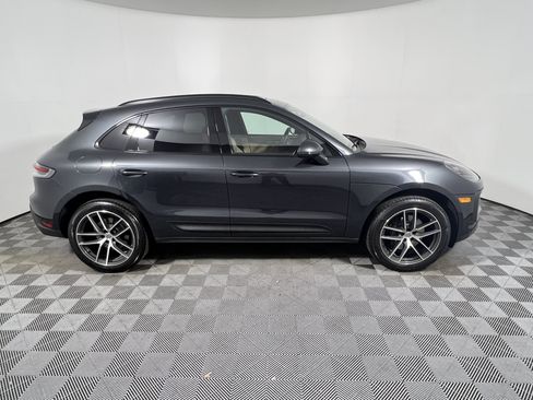 Certified 2026 Porsche Macan AWD/4WD image 8