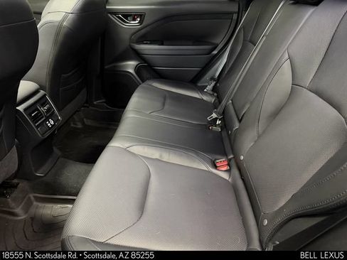 Used 2025 Subaru Forester Limited AWD/4WD image 15