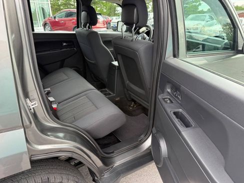 Used 2012 Jeep Liberty Sport AWD/4WD image 13
