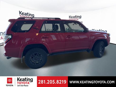 Certified 2022 Toyota 4Runner TRD Off-Road Premium image 9