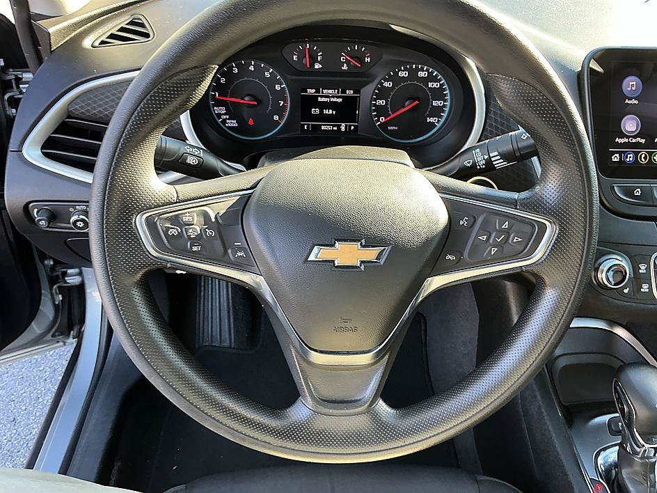 Used 2024 Chevrolet Malibu LT FWD image 14