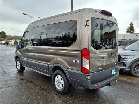 Used 2018 Ford Transit 150 XLT image 9
