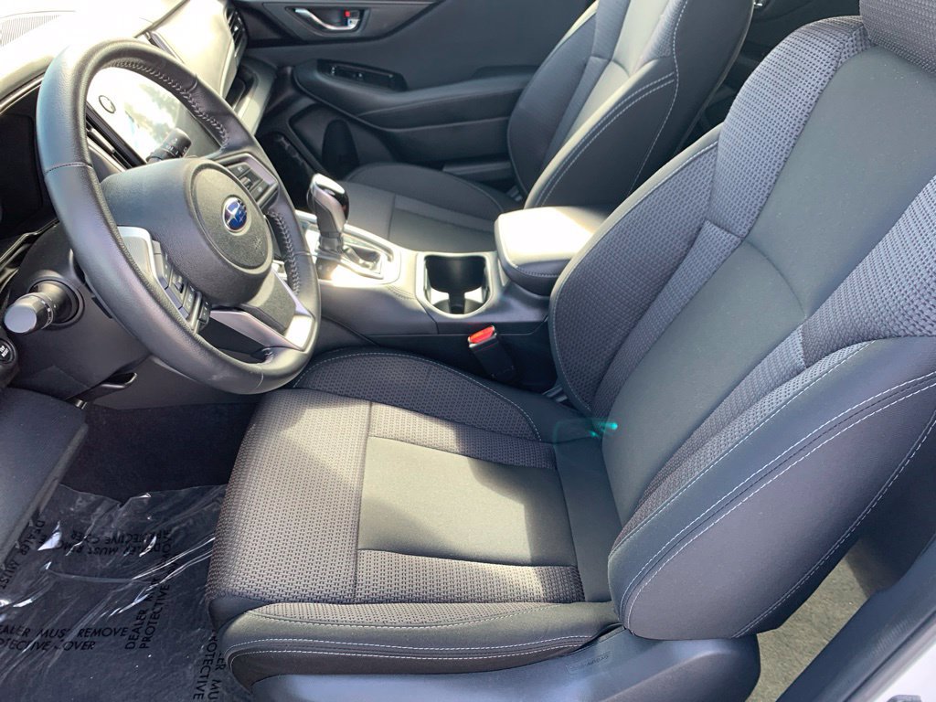 Used 2025 Subaru Outback Premium AWD/4WD image 13