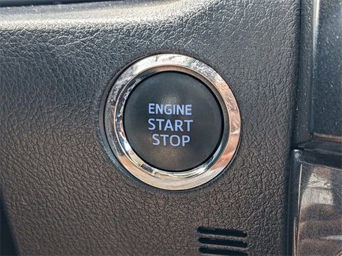 Used 2022 Toyota 4Runner TRD Off-Road image 28