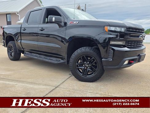 Used 2020 Chevrolet Silverado 1500 LT Trail Boss AWD/4WD image 1