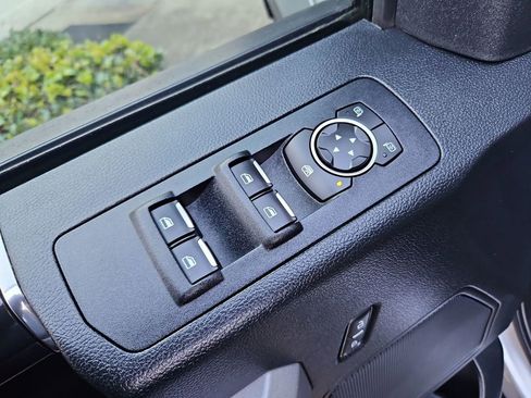 Used 2019 Ford F150 Raptor image 27