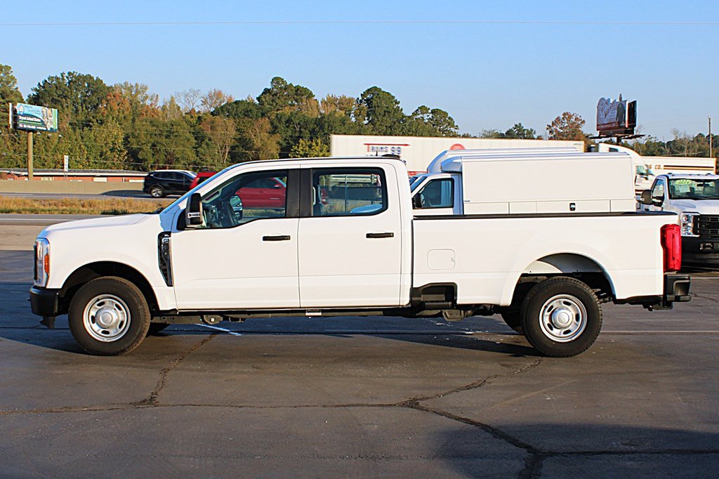 Used 2024 Ford F250 XL w/ XL Driver Assist Package RWD image 8