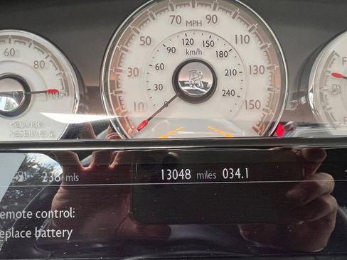 Used 2019 Rolls-Royce Wraith image 30