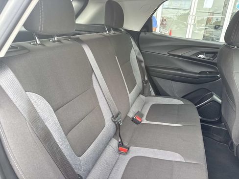 Used 2025 Chevrolet TrailBlazer LT FWD image 10