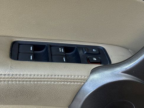 Used 2009 Honda CR-V EX-L image 12