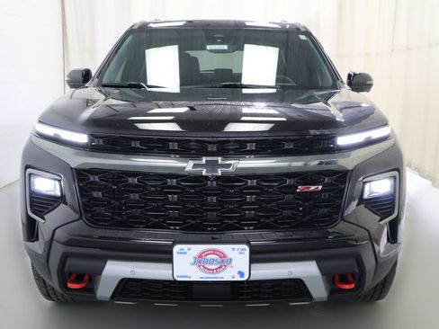 Used 2024 Chevrolet Traverse Z71 w/ Enhanced Driving Package AWD/4WD image 19