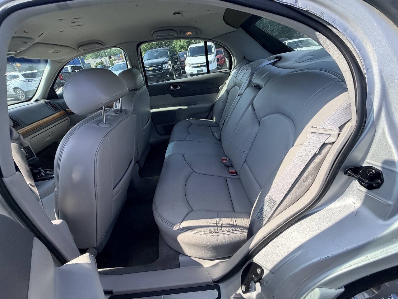Used 1998 Lincoln Continental FWD image 43