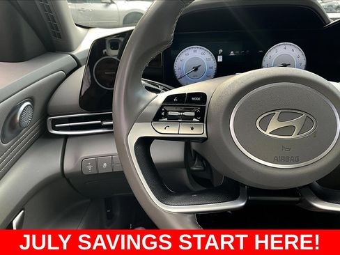 Used 2024 Hyundai Elantra SEL w/ Convenience Package FWD image 13