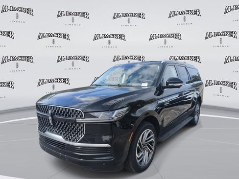 New 2026 Lincoln Navigator L Premier AWD/4WD image 1