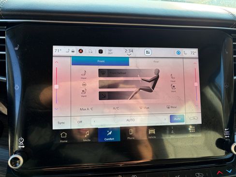 Used 2022 Jeep Wagoneer Series III w/ Convenience Group I image 24