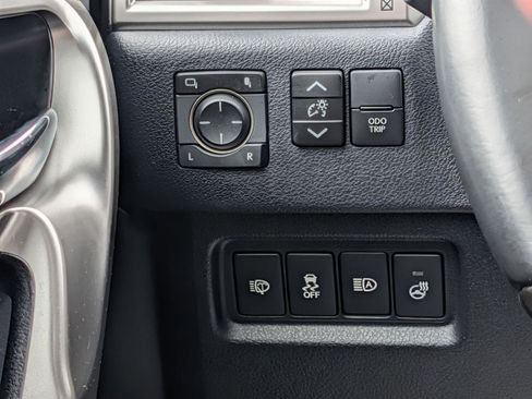 Certified 2023 Lexus GX 460 Premium w/ Premium Package AWD/4WD image 14