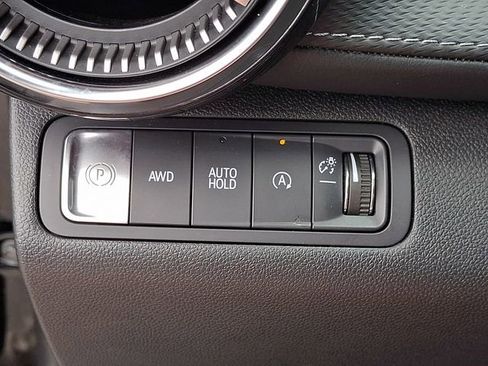 Used 2025 Chevrolet Equinox LT AWD/4WD image 24