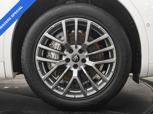 Used 2024 Maserati Grecale GT image 38