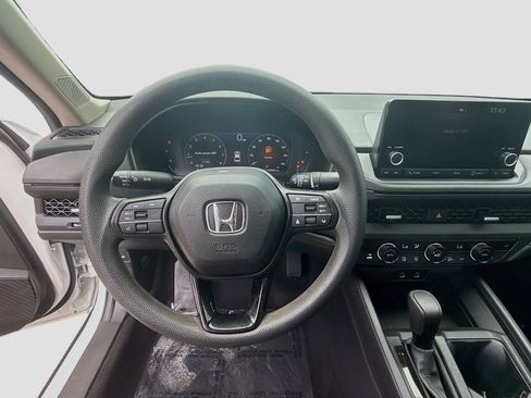 Used 2024 Honda Accord EX image 10