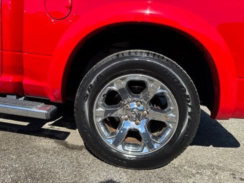 Used 2016 RAM 1500 Laramie w/ Convenience Group AWD/4WD image 8
