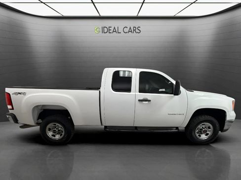 Used 2008 GMC Sierra 2500 SLE w/ Convenience Package AWD/4WD image 4