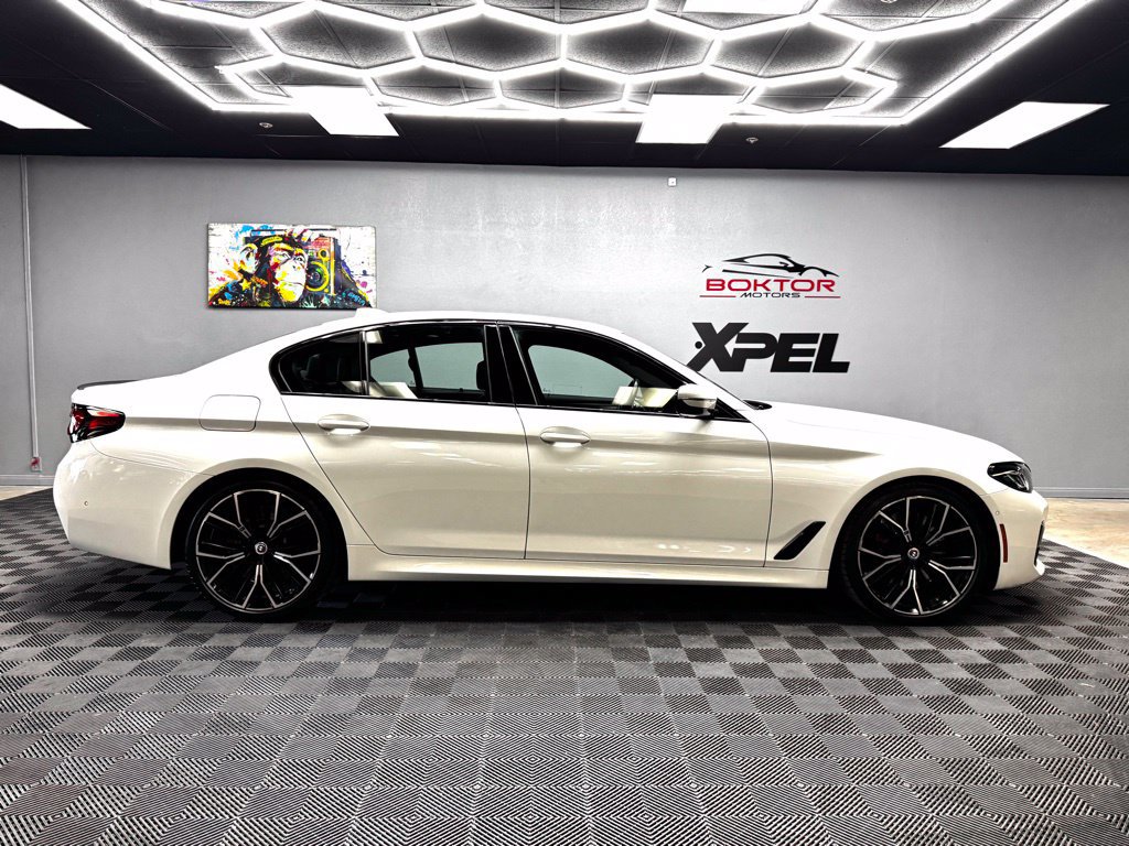 Used 2023 BMW M550i xDrive w/ Executive Package AWD/4WD image 16