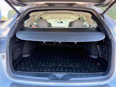 Used 2020 Subaru Outback Limited w/ Popular Package #2 AWD/4WD image 30