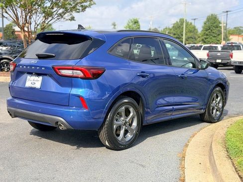 Certified 2023 Ford Escape ST-Line w/ Tech Pack #1 FWD image 9