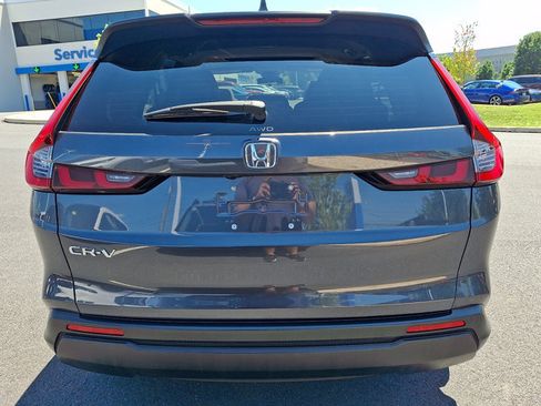 Certified 2024 Honda CR-V EX image 6