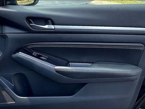 Used 2023 Nissan Altima 2.5 SL image 21