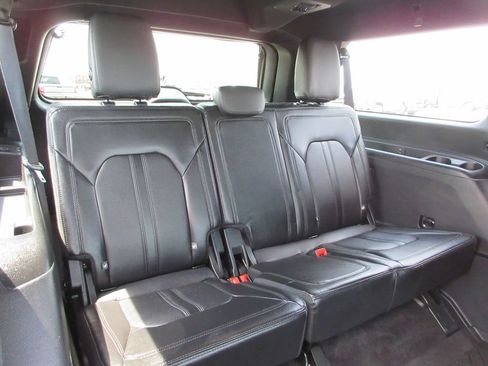 Used 2021 Ford Expedition Max Limited AWD/4WD image 28