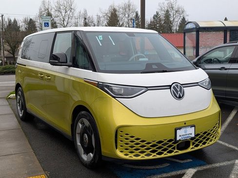 New 2025 Volkswagen ID. Buzz Pro S Plus image 7