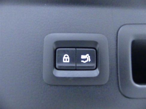 Used 2022 MAZDA CX-30 2.5 Turbo w/ Premium Package image 32