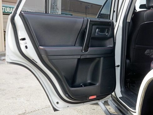 Used 2017 Toyota 4Runner TRD Pro image 18