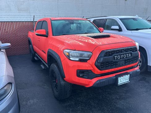 Used 2023 Toyota Tacoma TRD Pro image 2