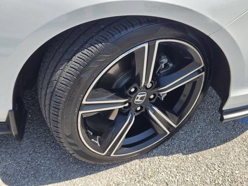 Used 2023 Honda Accord Sport image 6