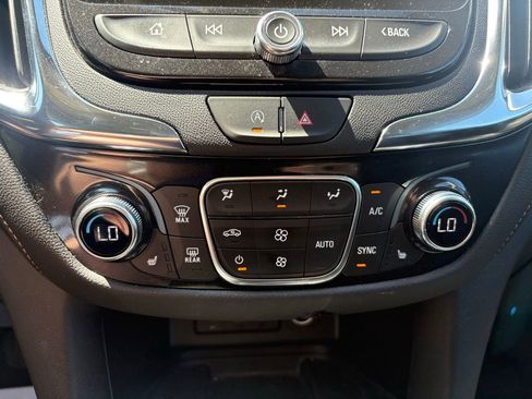 Used 2024 Chevrolet Equinox Premier w/ LPO, Floor Liner Package FWD image 4