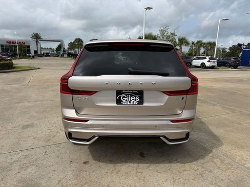 New 2026 Volvo XC60 B5 Core AWD/4WD image 4