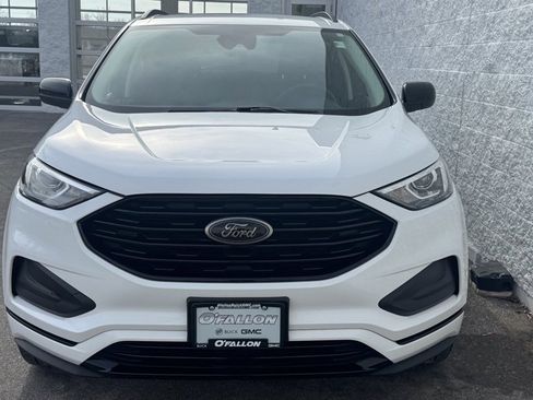 Used 2022 Ford Edge SE w/ Black Appearance Package image 4
