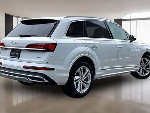 Certified 2023 Audi Q7 3.0T Premium w/ Convenience Package AWD/4WD image 5