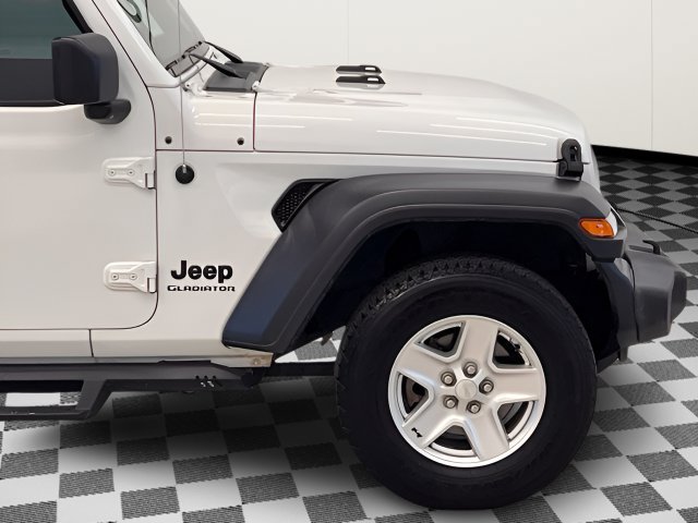 Used 2020 Jeep Gladiator Sport w/ Quick Order Package 24S AWD/4WD image 9