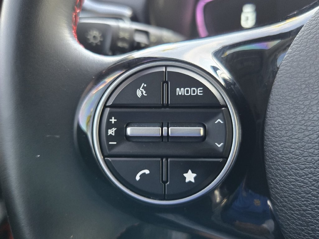 Used 2023 Kia Soul GT-Line w/ GT-Line Technology Package FWD image 23