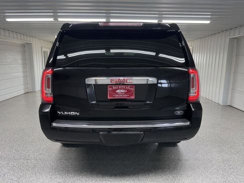 Used 2016 GMC Yukon Denali w/ Open Road Package AWD/4WD image 6