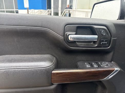 Used 2021 GMC Sierra 1500 SLT RWD image 10