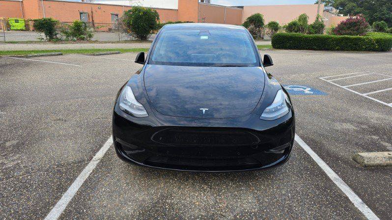 Used 2021 Tesla Model Y Long Range AWD/4WD image 2